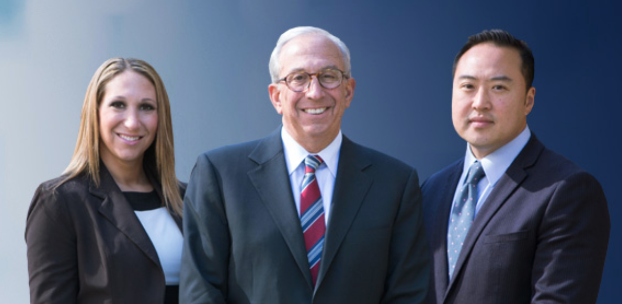 Strom Associates - The Illinois injury attorneys